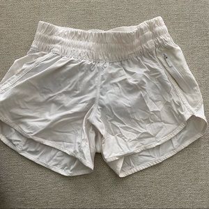 Lululemon Tracker Short 4"